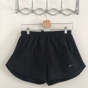 Nike Women’s Dry Tempo 3” Running Shorts Size L